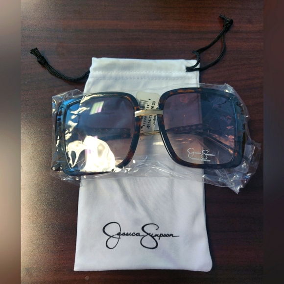 Jessica Simpson Accessories - Jessica Simpson J6114 Glasses